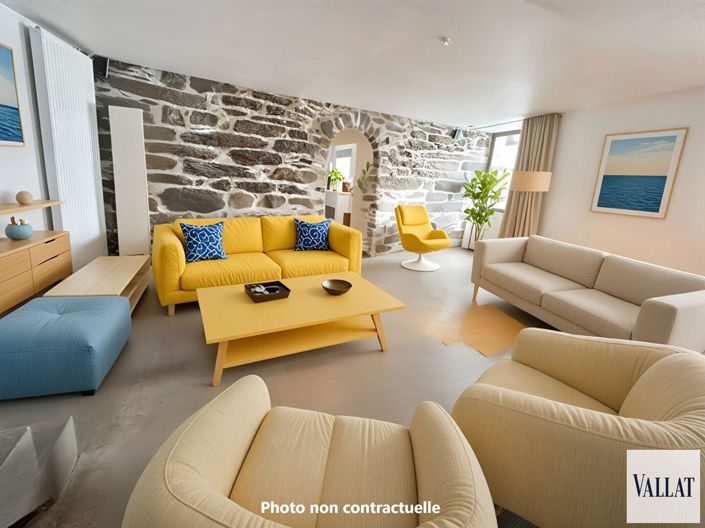 Image No.4-5 Bed House for sale