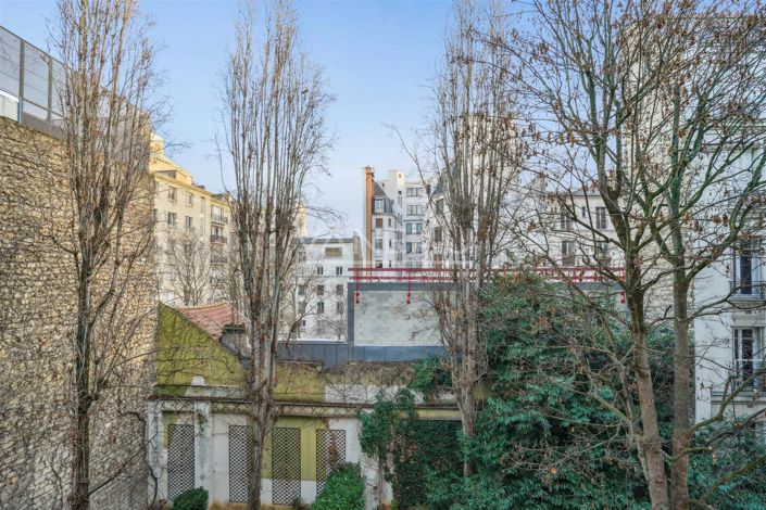 Image No.11-3 Bed Apartment for sale