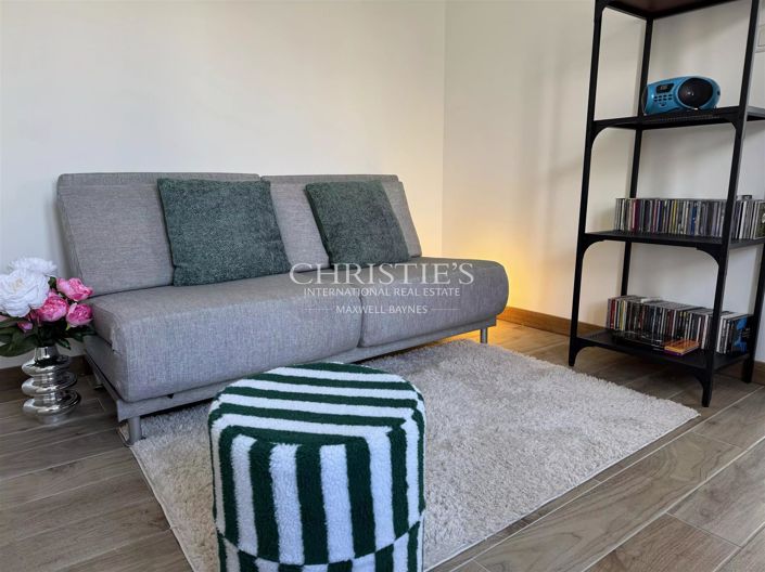 Image No.21-4 Bed House for sale