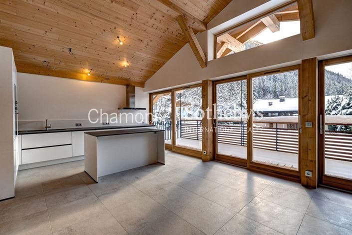 Image No.5-House for sale