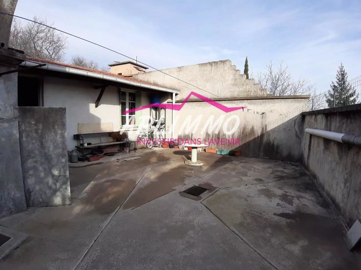 Image No.13-3 Bed House for sale