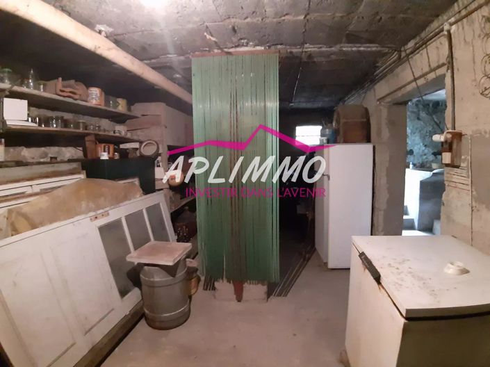 Image No.15-3 Bed House for sale