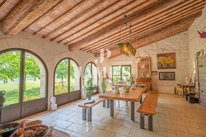 Image No.10-4 Bed House for sale