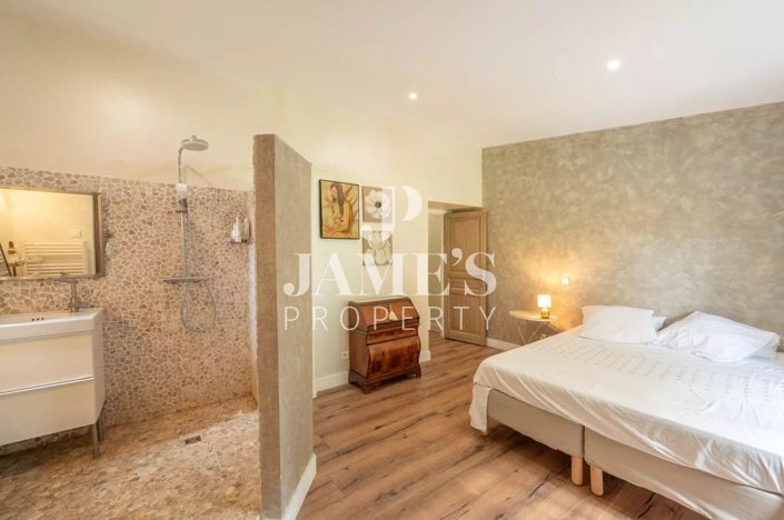 Image No.12-4 Bed House for sale