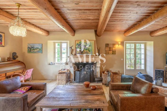 Image No.8-4 Bed House for sale