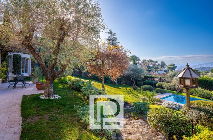 Image No.15-4 Bed House for sale