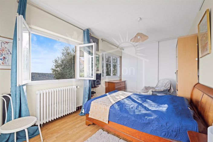 Image No.13-1 Bed House for sale