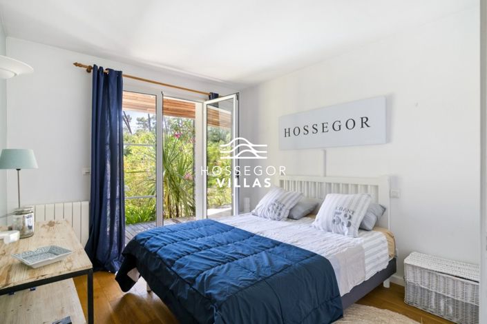 Image No.12-5 Bed House for sale