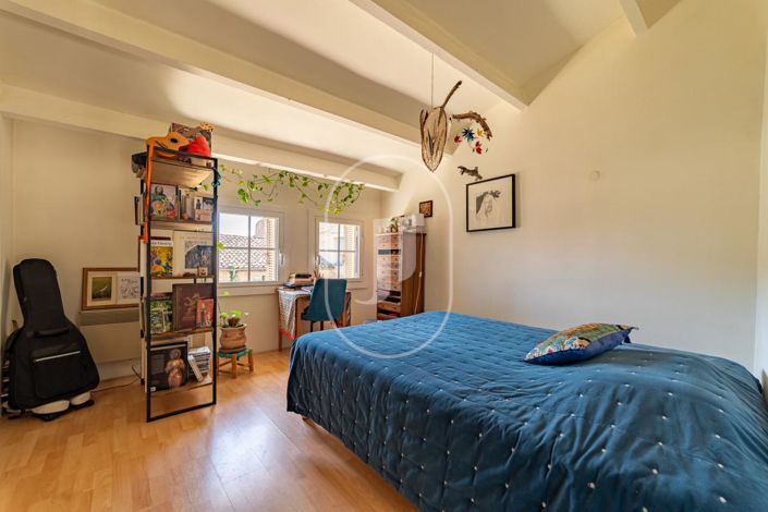 Image No.6-4 Bed House for sale