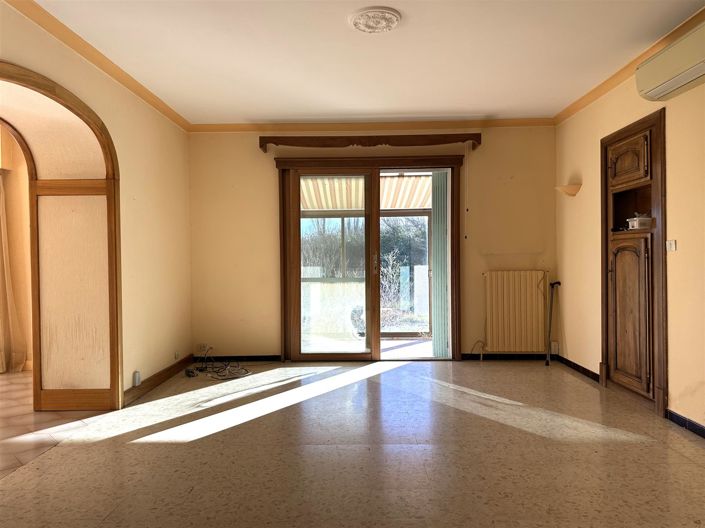 Image No.11-Maison de 2 chambres à vendre à Uzès