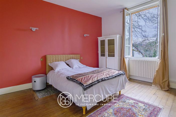 Image No.11-5 Bed House for sale