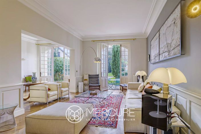 Image No.3-5 Bed House for sale