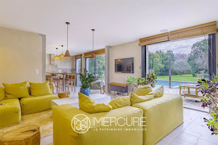 Image No.4-5 Bed House for sale