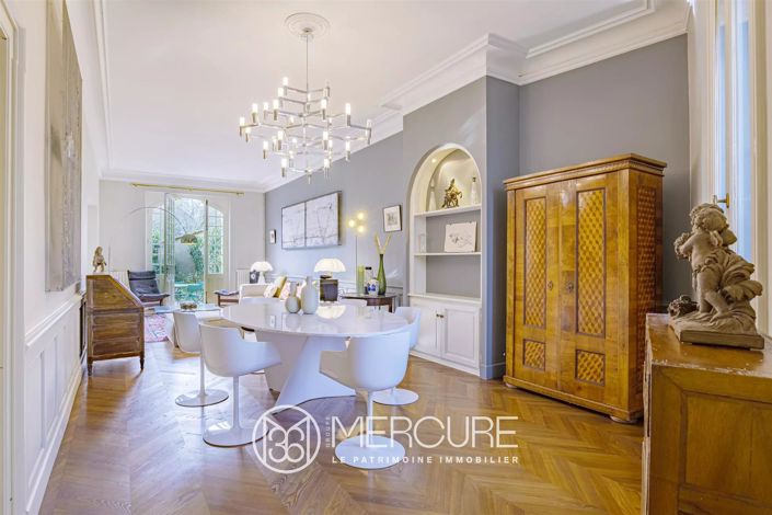 Image No.6-5 Bed House for sale