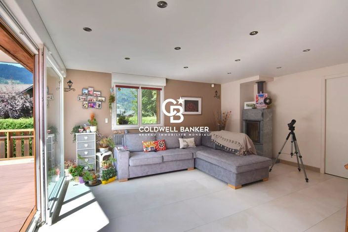 Image No.4-5 Bed House for sale