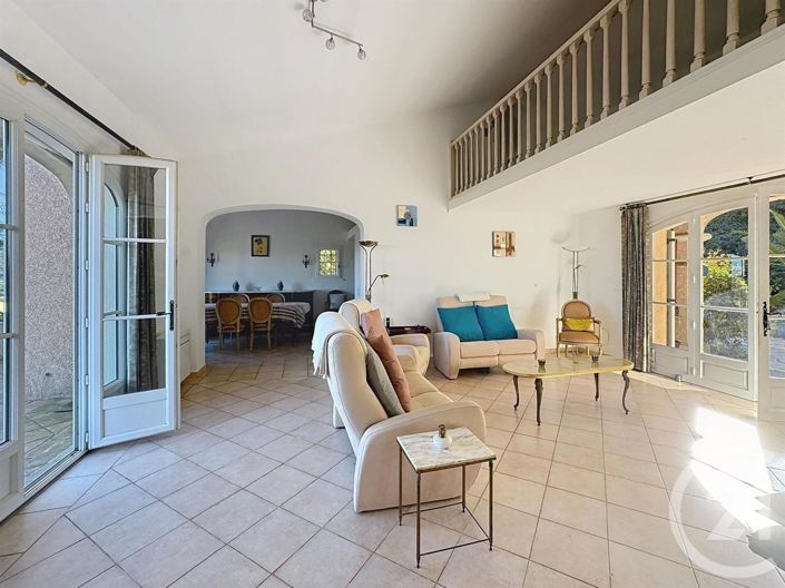 Image No.9-3 Bed House for sale