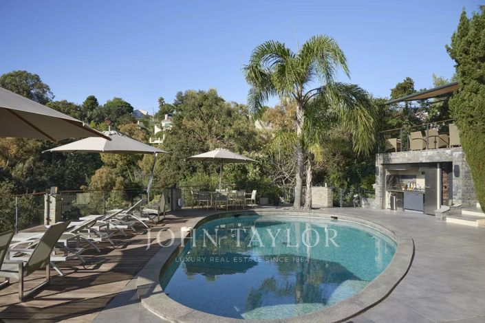 Image No.7-5 Bed House for sale