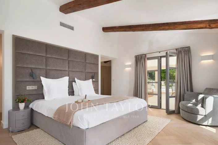 Image No.13-5 Bed House for sale