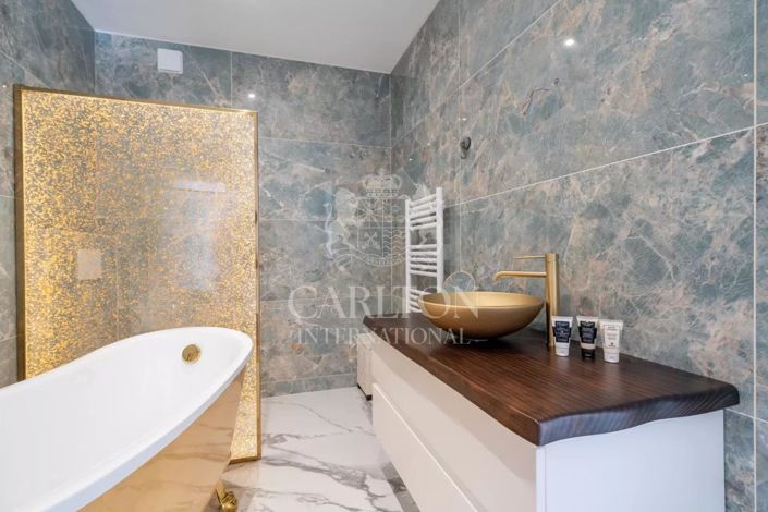 Image No.14-Maison de 7 chambres à vendre à Cannes