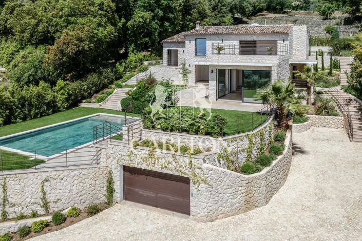 Image No.17-5 Bed House for sale