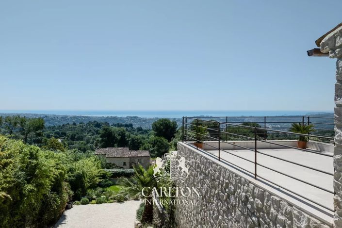 Image No.18-5 Bed House for sale