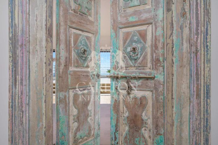 Image No.21-5 Bed House for sale