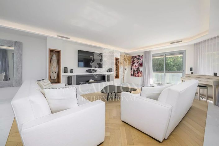 Image No.7-3 Bed Apartment for sale