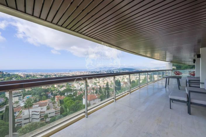 Image No.8-3 Bed Apartment for sale