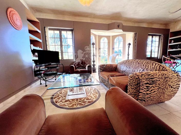 Image No.7-3 Bed House for sale