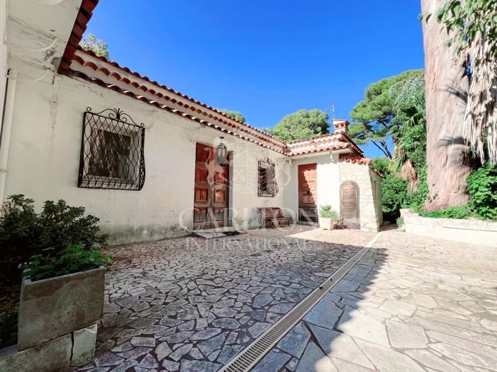 Image No.8-3 Bed House for sale