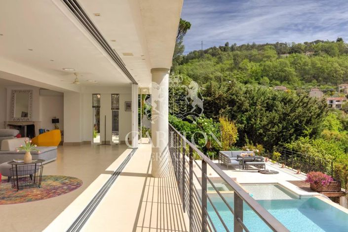 Image No.16-5 Bed House for sale