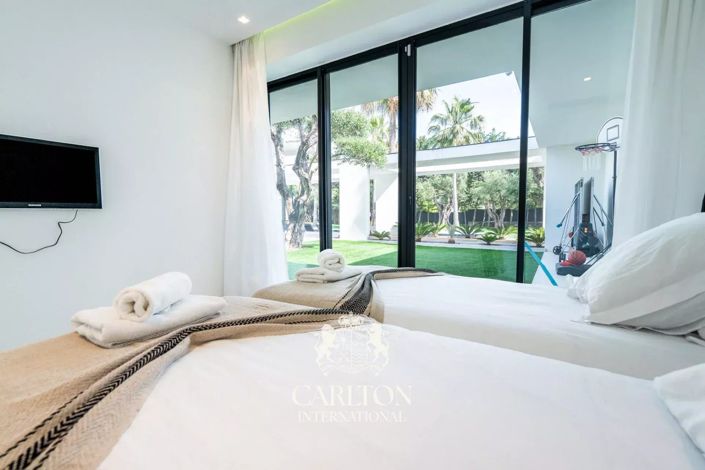 Image No.7-4 Bed House for sale