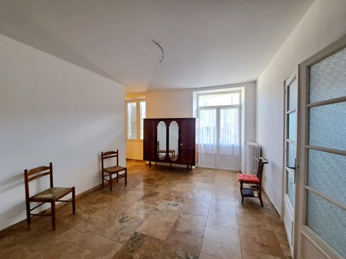 Image No.9-4 Bed House for sale