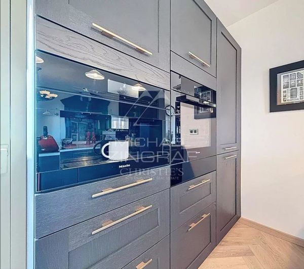 Image No.20-2 Bed Apartment for sale