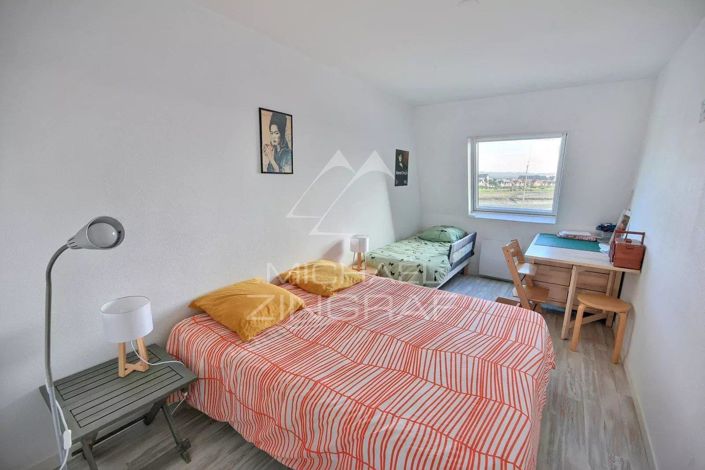 Image No.8-3 Bed Apartment for sale