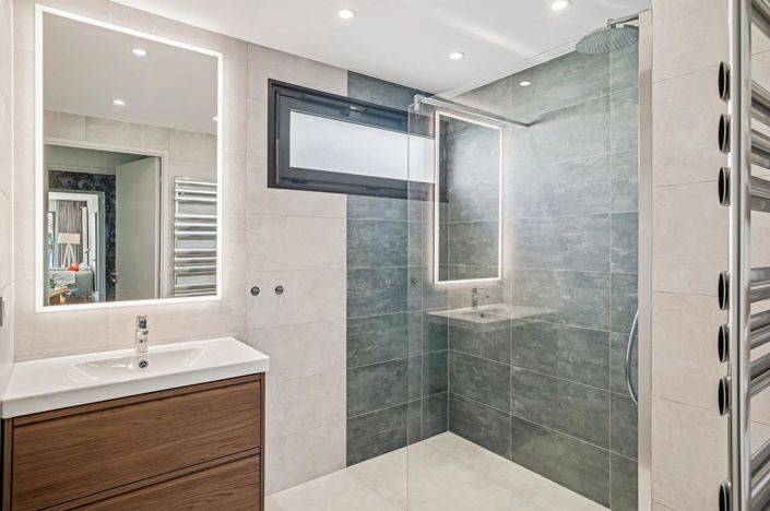 Image No.8-3 Bed Apartment for sale