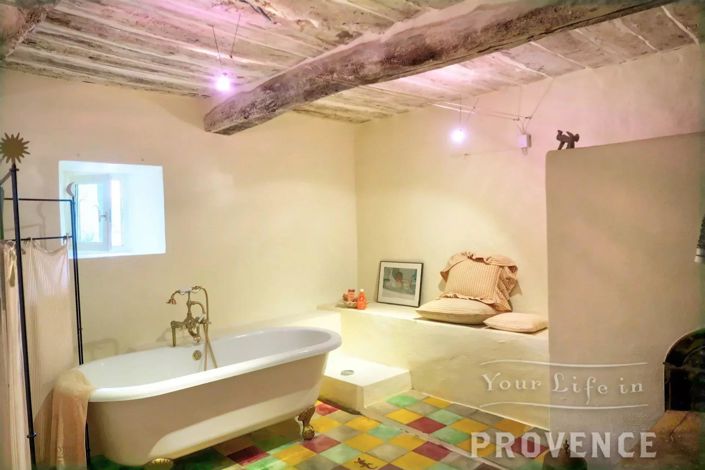 Image No.8-3 Bed House for sale