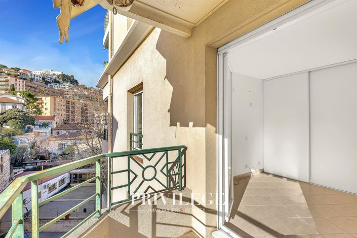 Image No.13-3 Bed Apartment for sale