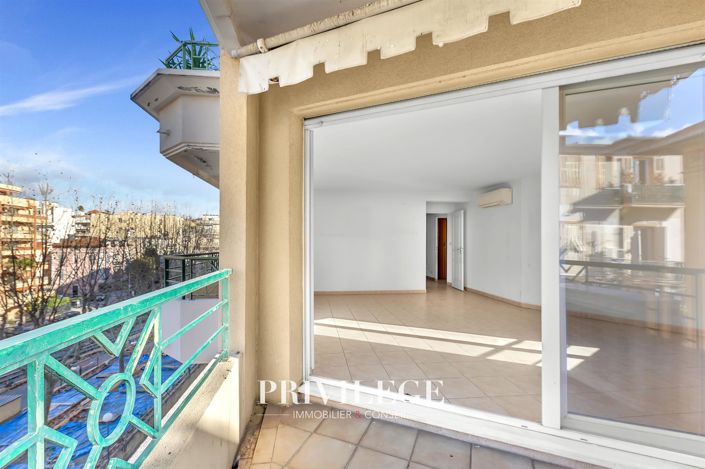 Image No.6-3 Bed Apartment for sale