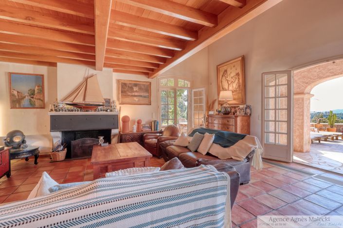 Image No.5-4 Bed House for sale