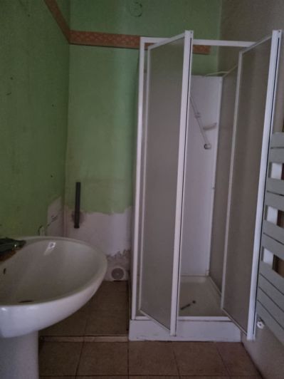 Image No.26-9 Bed House for sale