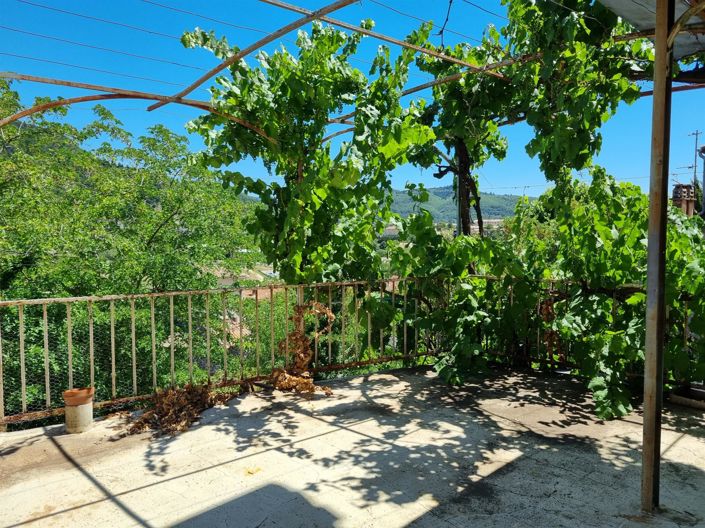 Image No.3-9 Bed House for sale