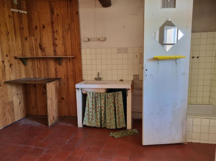 Image No.30-9 Bed House for sale