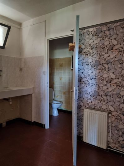 Image No.38-9 Bed House for sale