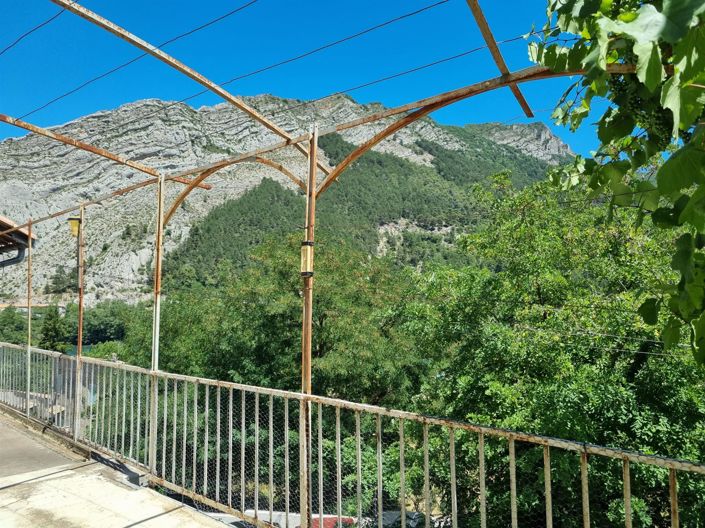 Image No.5-9 Bed House for sale