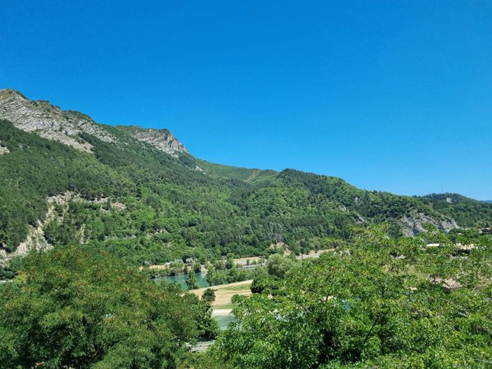 Image No.7-9 Bed House for sale