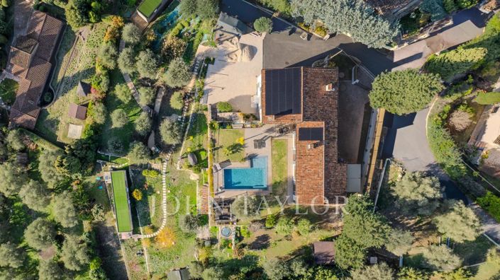 Image No.28-5 Bed House for sale