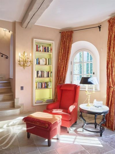 Image No.20-9 Bed House for sale