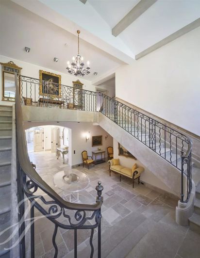 Image No.25-9 Bed House for sale