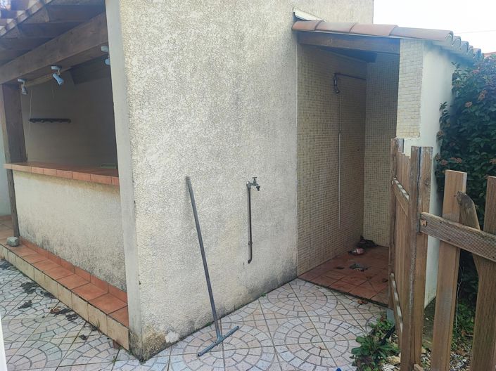 Image No.13-5 Bed House for sale